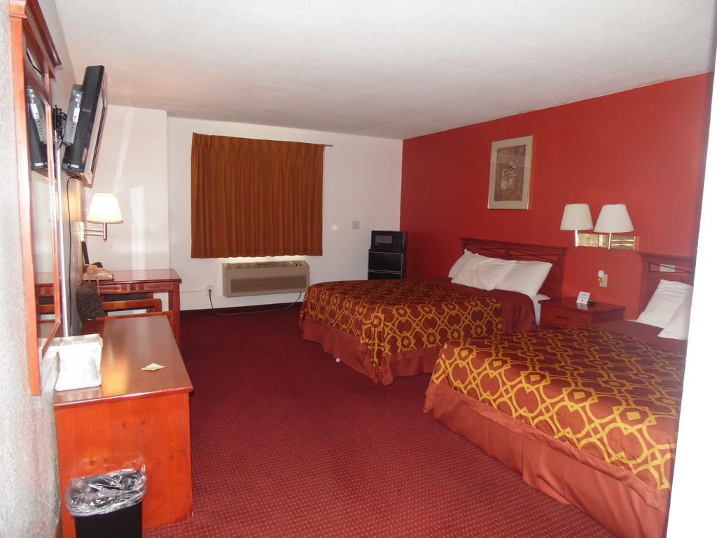 American Inn & Suites Boone Стая снимка
