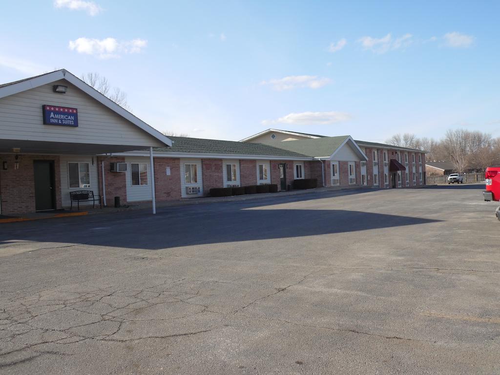 American Inn & Suites Boone Екстериор снимка