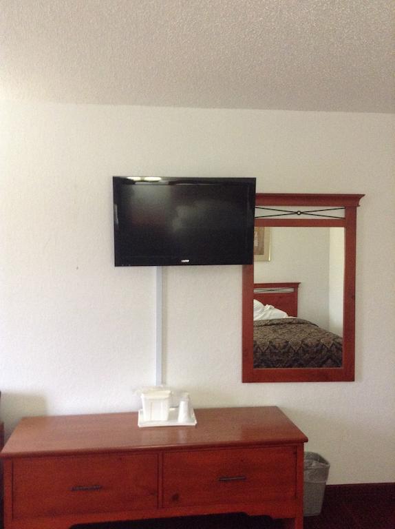 American Inn & Suites Boone Стая снимка