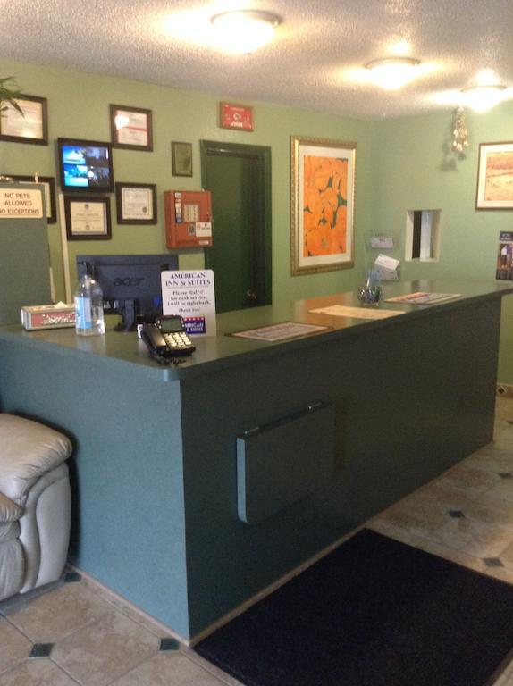 American Inn & Suites Boone Екстериор снимка