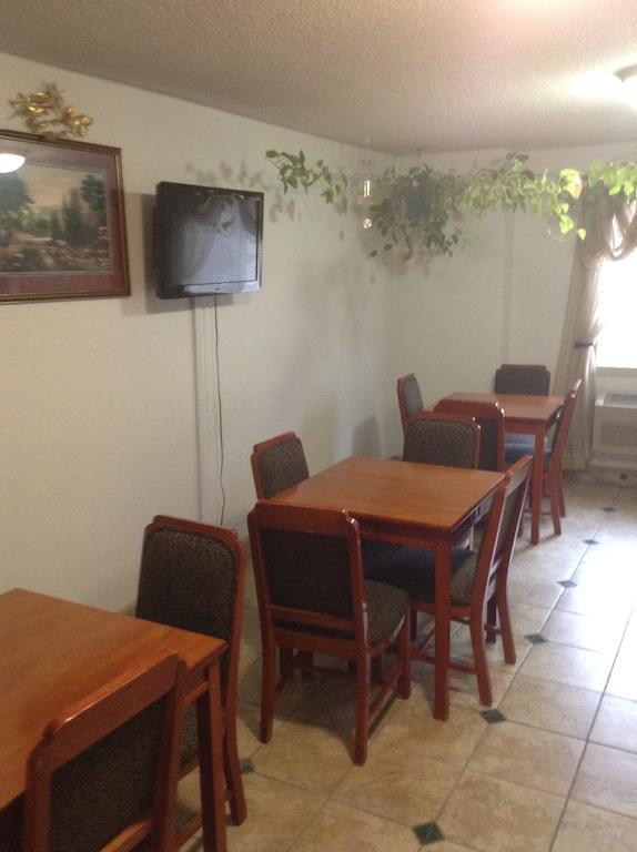 American Inn & Suites Boone Екстериор снимка
